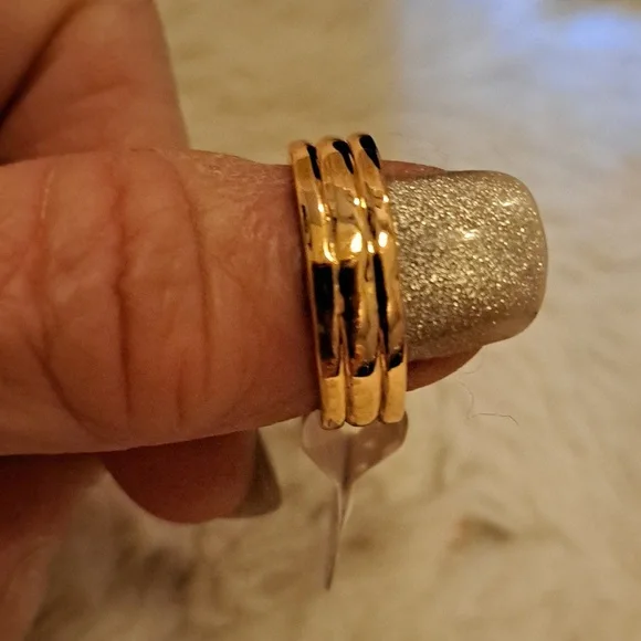 GORGOUS ROSE GOLD Overlay On Stainless Steel For Durability! - Picture 3 of 5